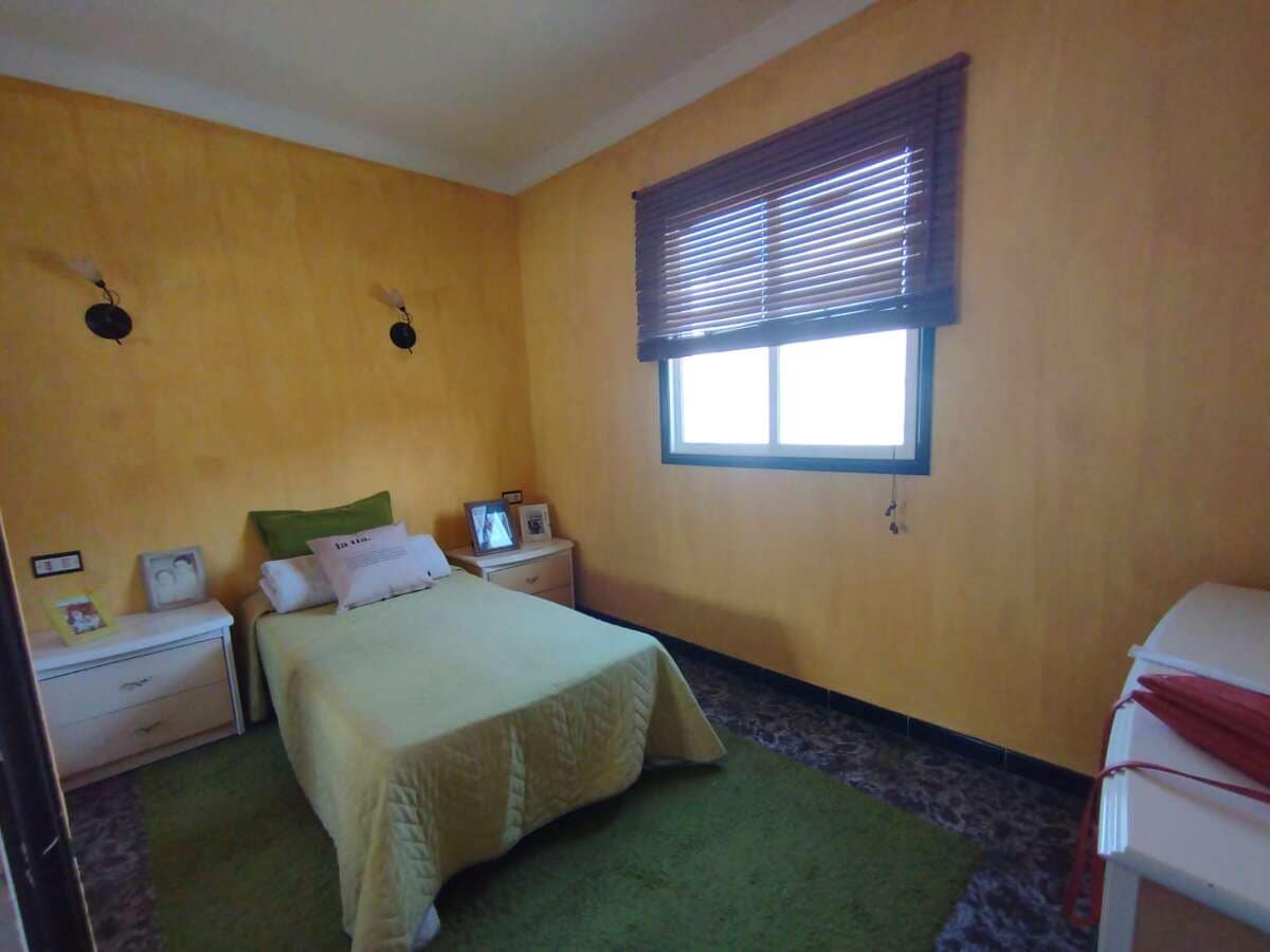 6 bedroom Finca/Country House for sale in Soo - € 490,000 (Ref: 8859464)