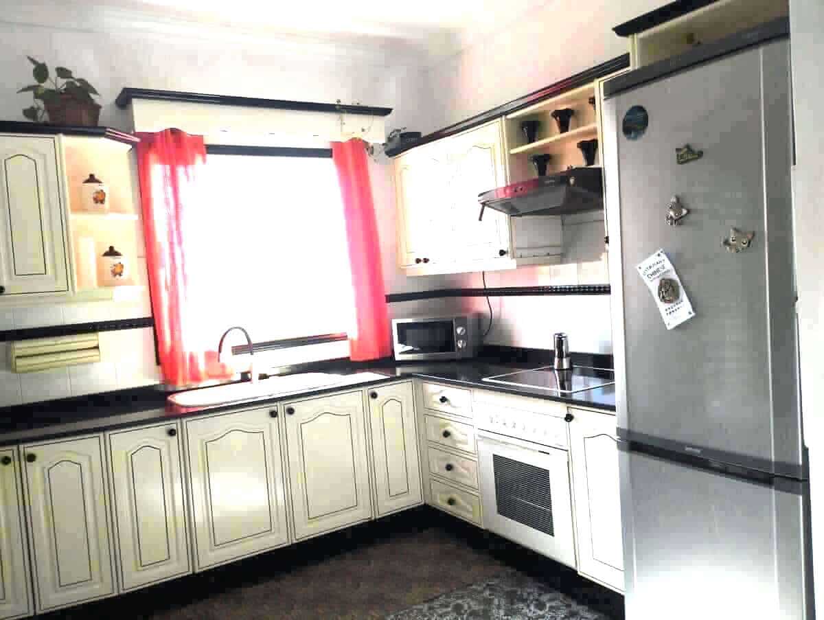 6 bedroom Finca/Country House for sale in Soo - € 490,000 (Ref: 8859464)