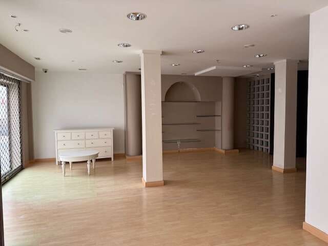 Commercial for sale in Arrecife - € 235,500 (Ref: 8883924)