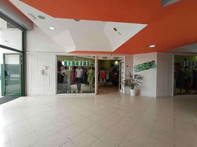 Kommersiell til salgs i Arrecife - € 170 000 (Ref: 9100426)