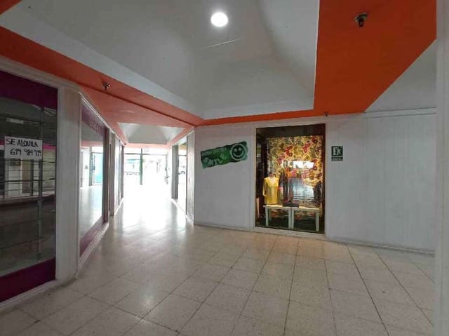 Kommersiell til salgs i Arrecife - € 170 000 (Ref: 9100426)