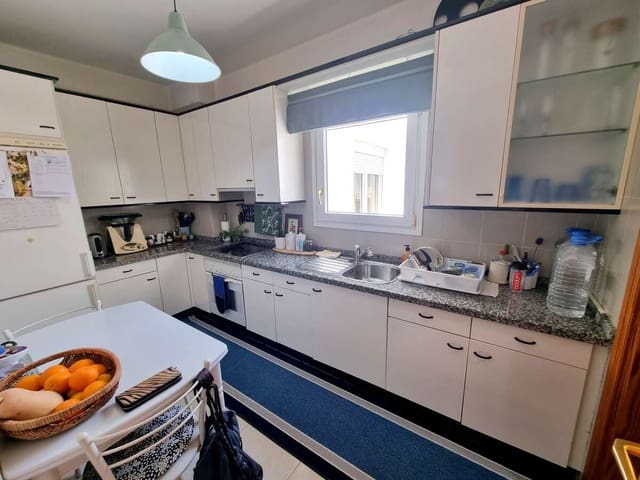 3 soveværelse Lejlighed til salg i Arrecife med garage - € 220.000 (Ref: 9106211)