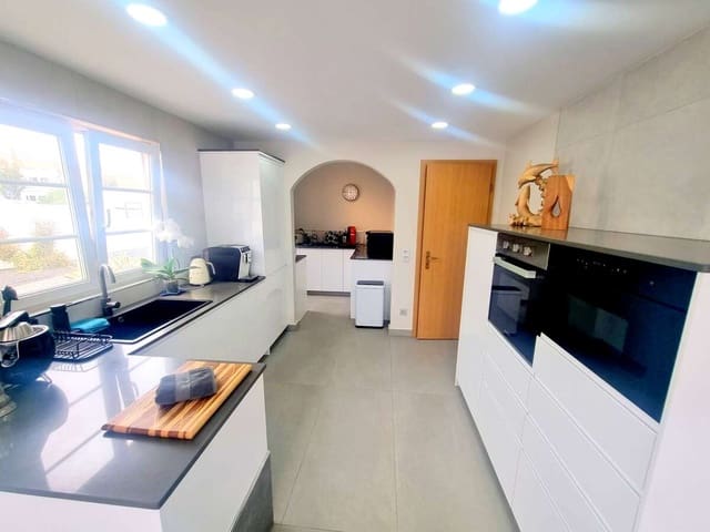 3 soveværelse Finca/Landehus til salg i Tías med swimmingpool garage - € 880.000 (Ref: 9163345)