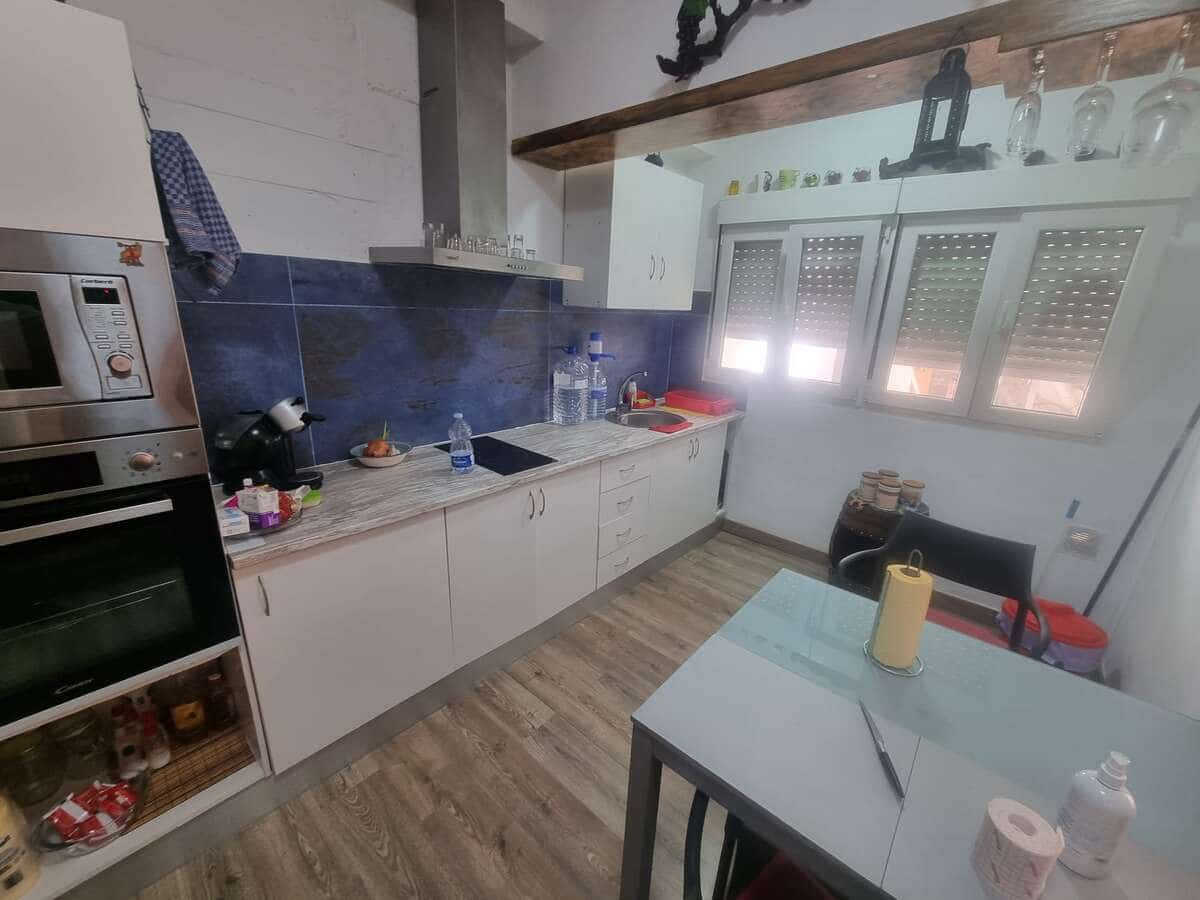 Studio for sale in Arrecife - € 110,000 (Ref: 9184953)