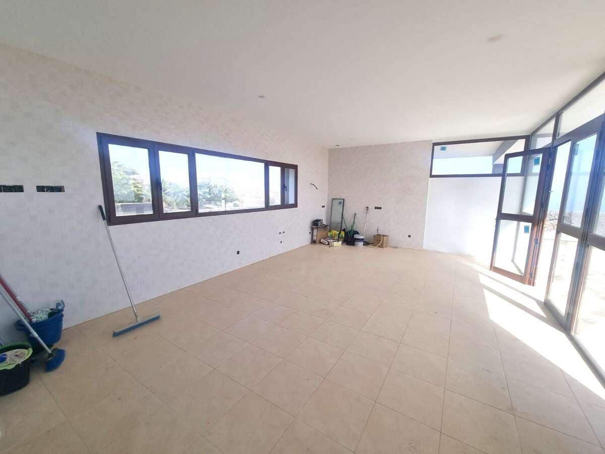 5 soveværelse Finca/Landehus til salg i La Asomada med swimmingpool garage - € 800.000 (Ref: 9208018)