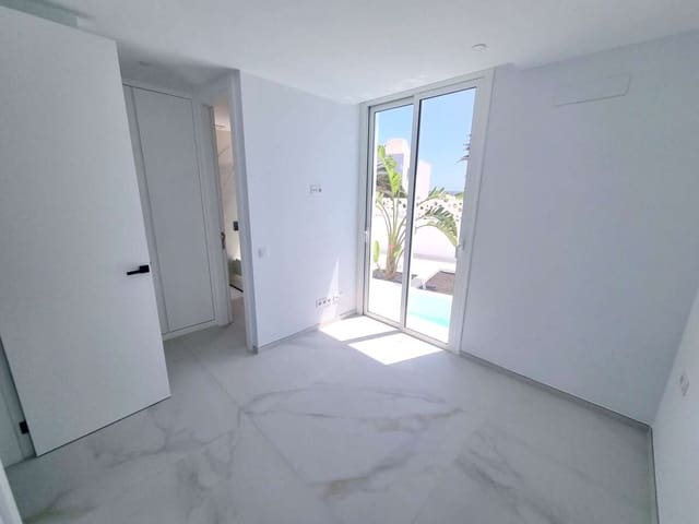 3 chambre Villa/Maison à vendre à Charco del Palo, Haría avec piscine garage - 500 000 € (Ref: 9280679)