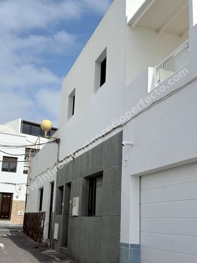 7 Zimmer Finca/Landgut zu verkaufen in Punta Mujeres - 320.000 € (Ref: 9294121)