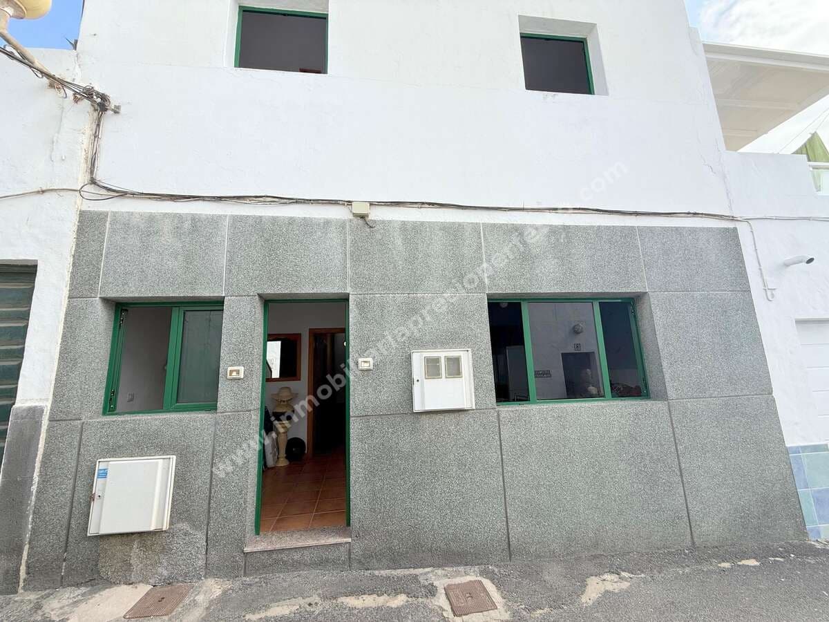 7 Zimmer Finca/Landgut zu verkaufen in Punta Mujeres - 320.000 € (Ref: 9294121)