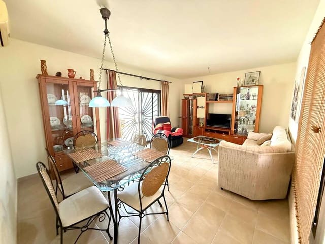 3 quarto Moradia Geminada para venda em Costa Teguise, Teguise com garagem - 393 000 € (Ref: 9300350)