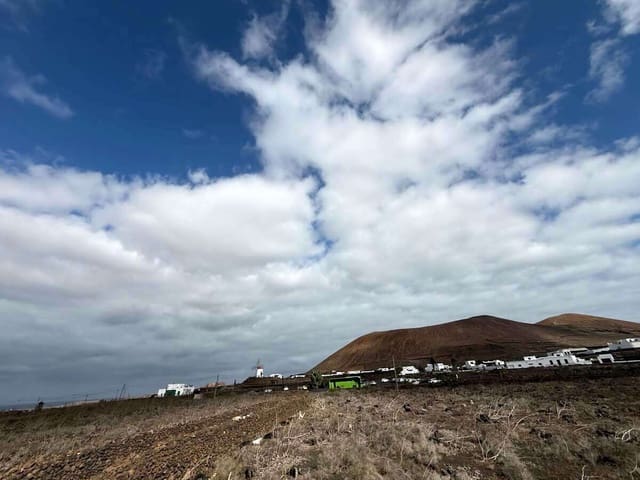 Bouwgrond te koop in Guatiza, Teguise - € 106.390 (Ref: 9310348)