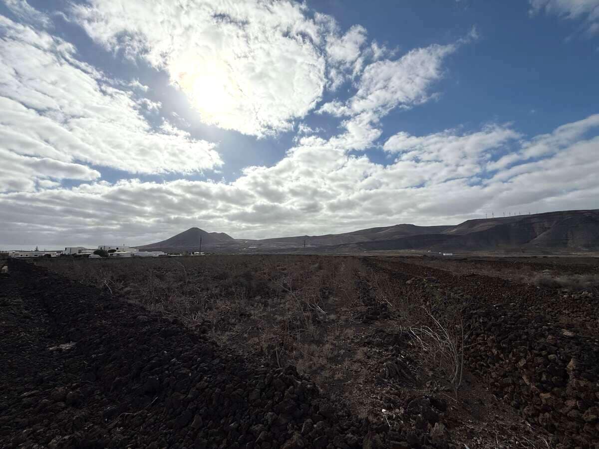 Bouwgrond te koop in Guatiza - € 106.390 (Ref: 9310348)