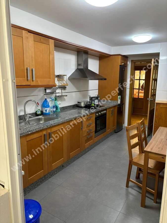 2 bedroom Flat for sale in Arrecife with garage - € 280,000 (Ref: 9334284)