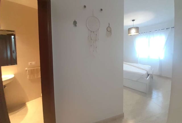 3 quarto Apartamento para venda em San Bartolomé com garagem - 295 000 € (Ref: 9371573)