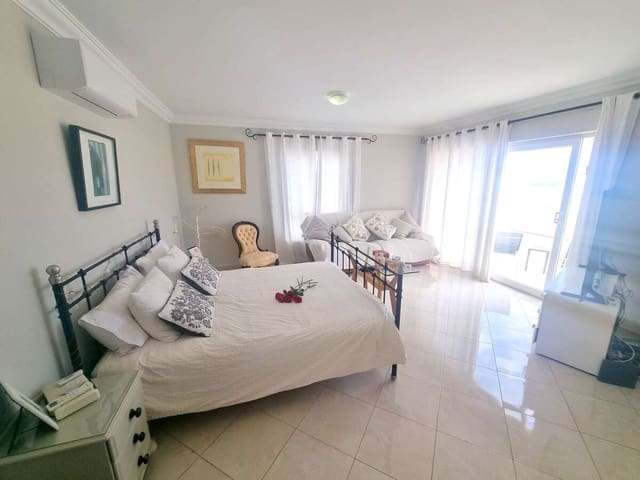 3 bedroom Finca/Country House for sale in Tías with pool garage - € 830,000 (Ref: 9384994)