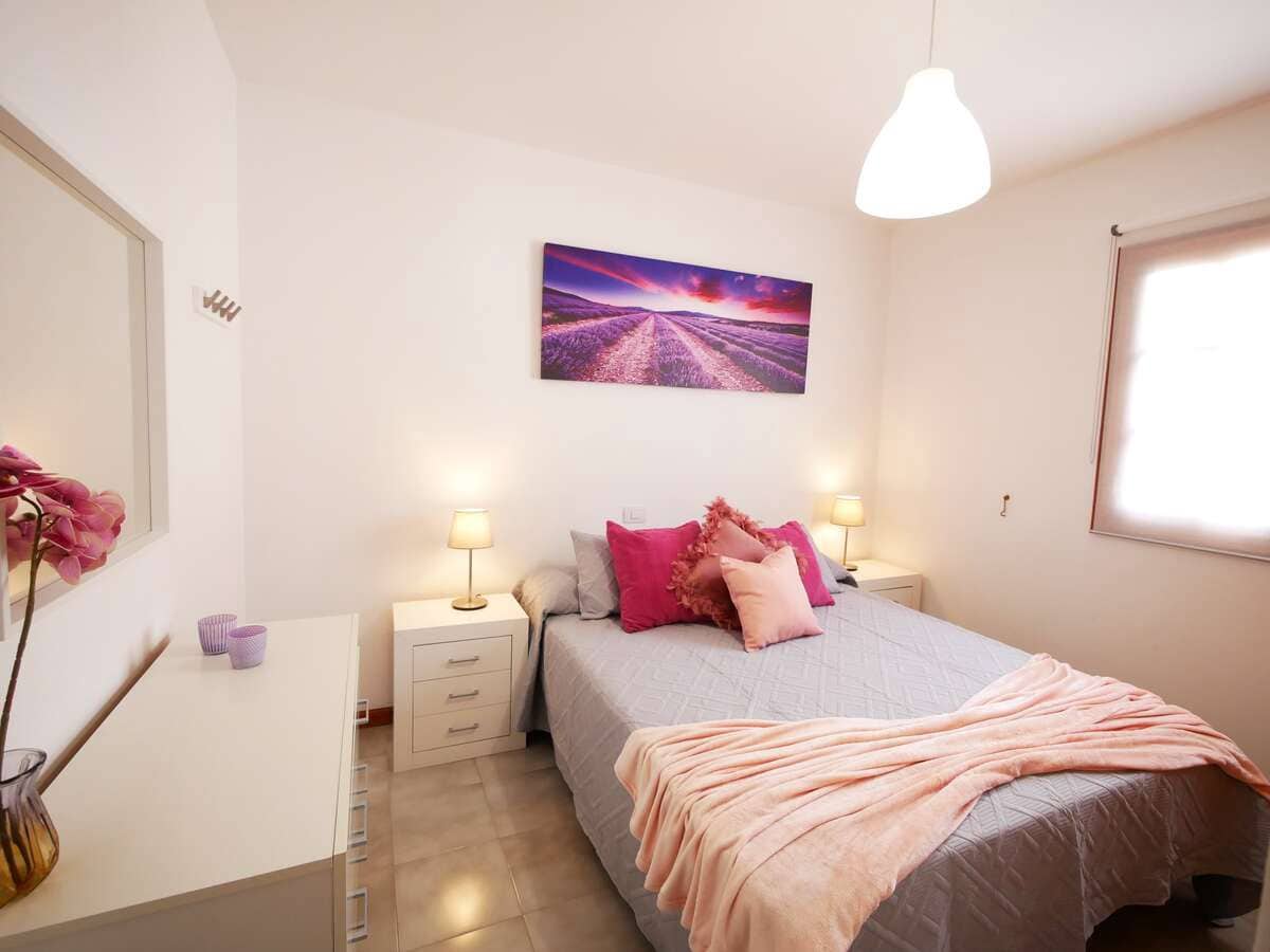 2 soveværelse Lejlighed til salg i Playa Honda - € 239.000 (Ref: 9400389)