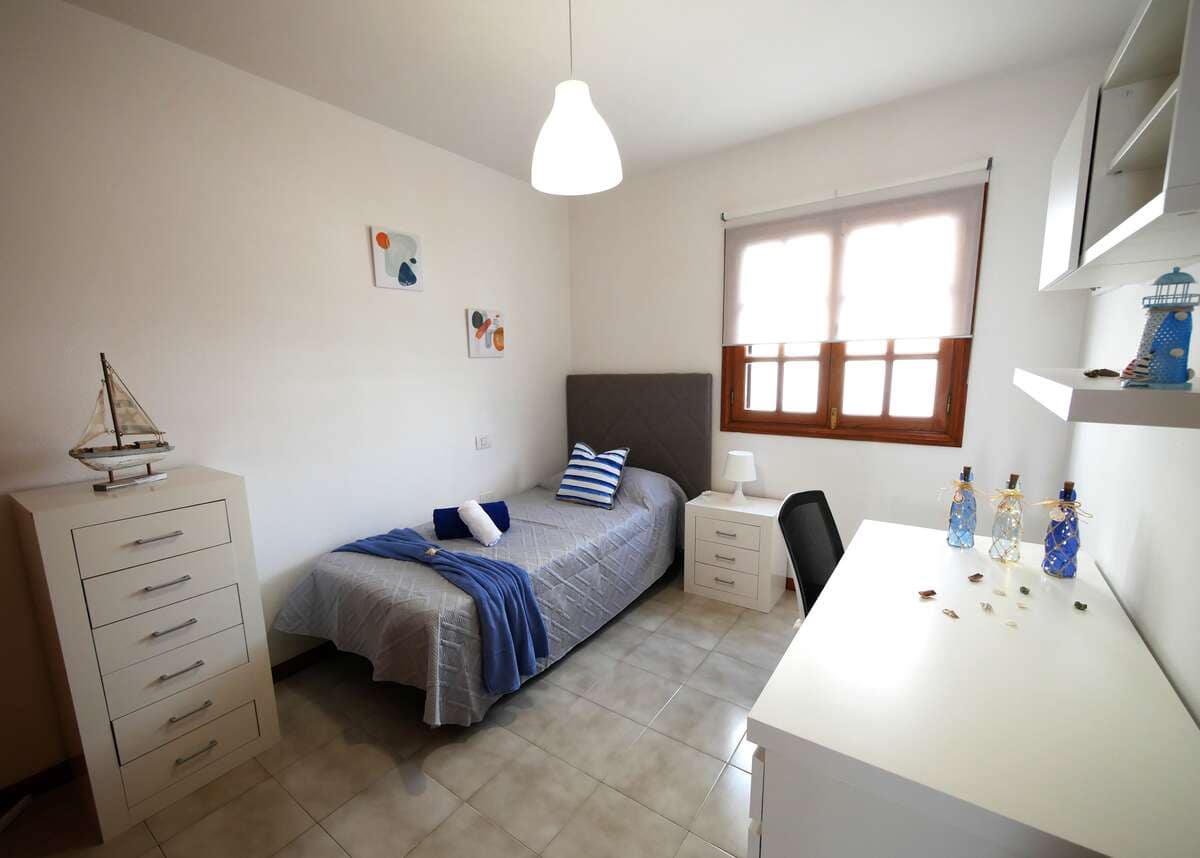 2 soveværelse Lejlighed til salg i Playa Honda - € 239.000 (Ref: 9400389)