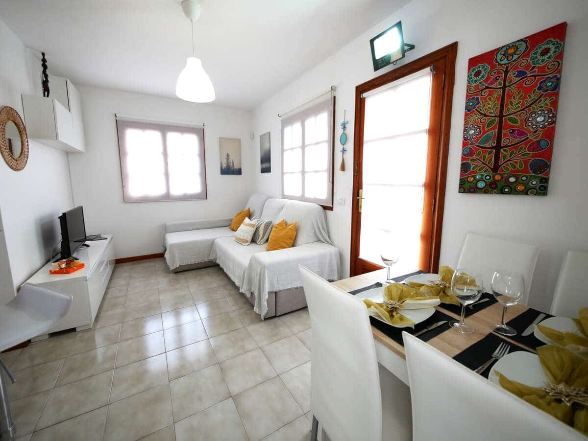 2 soveværelse Lejlighed til salg i Playa Honda - € 239.000 (Ref: 9400389)