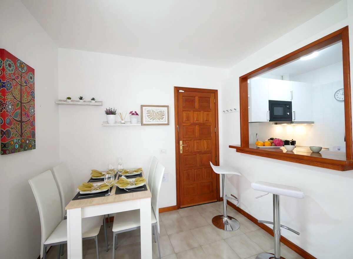 2 soveværelse Lejlighed til salg i Playa Honda - € 239.000 (Ref: 9400389)