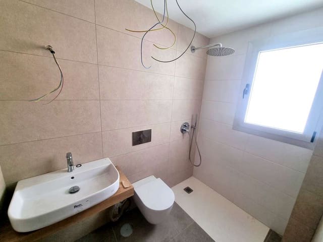 3 soveværelse Lejlighed til salg i Arrecife - € 240.000 (Ref: 9402890)