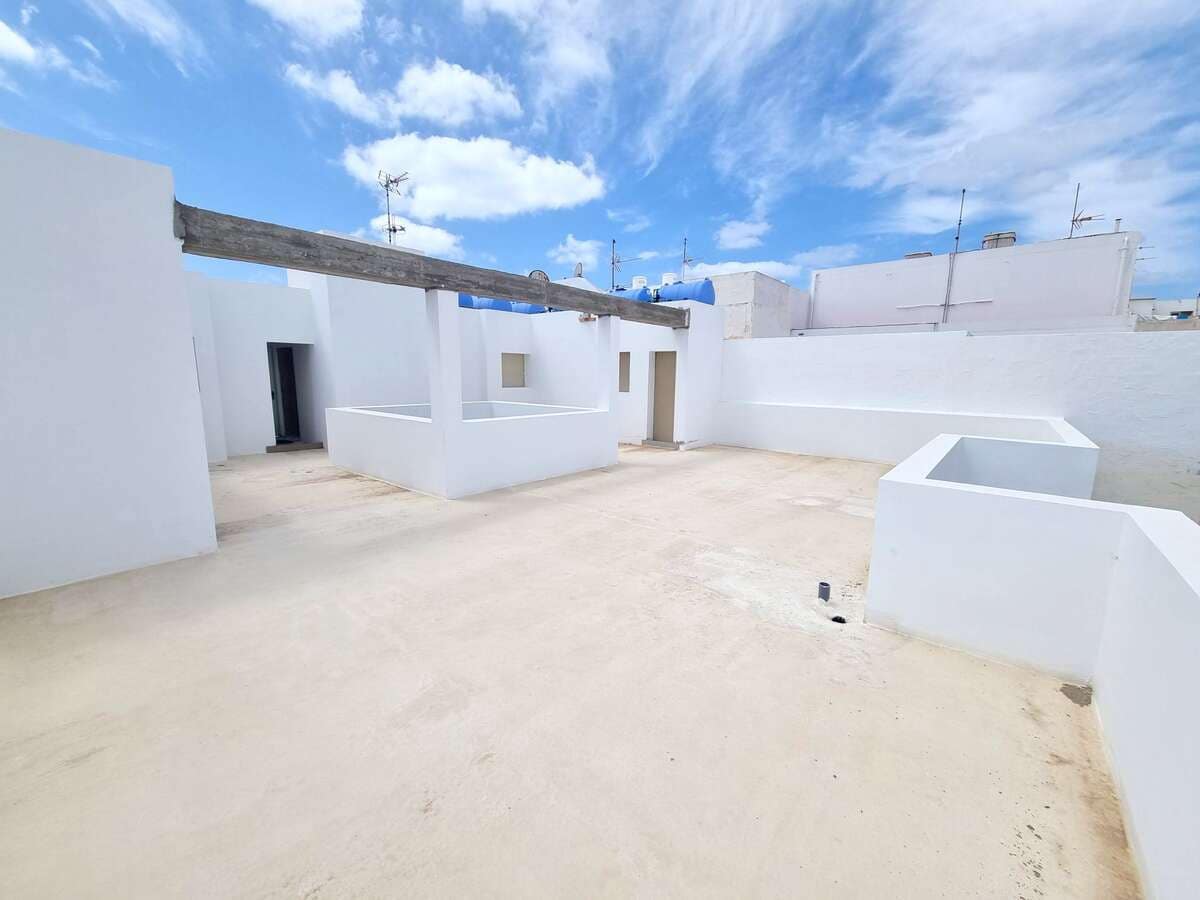 3 soverom Leilighet til salgs i Arrecife - € 240 000 (Ref: 9402891)