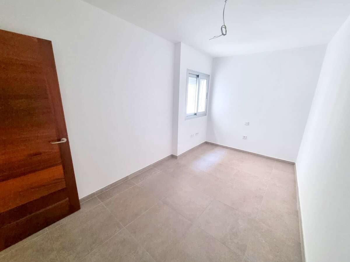 3 soverom Leilighet til salgs i Arrecife - € 240 000 (Ref: 9402891)