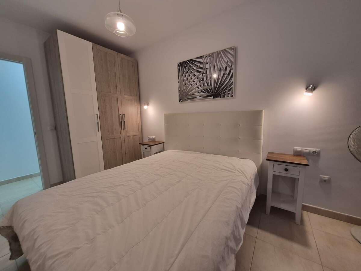 2 soveværelse Lejlighed til salg i Arrecife - € 220.000 (Ref: 9413468)