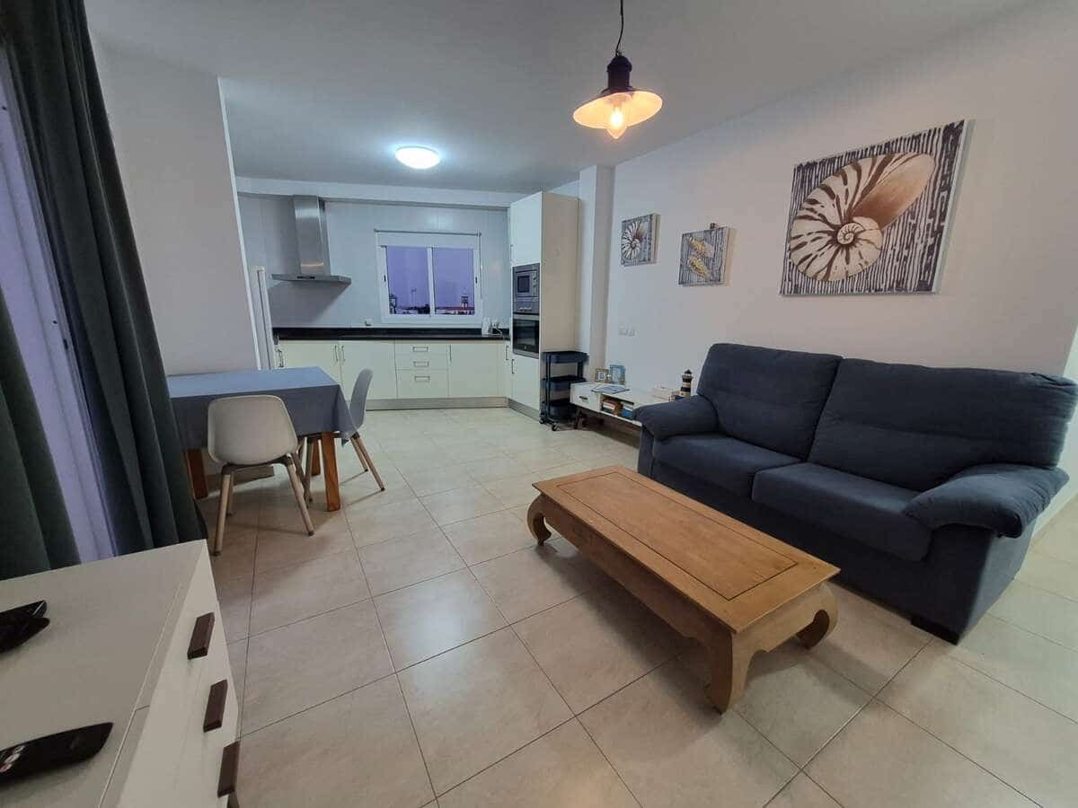 2 soveværelse Lejlighed til salg i Arrecife - € 220.000 (Ref: 9413468)