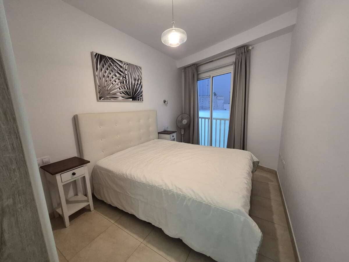 2 soveværelse Lejlighed til salg i Arrecife - € 220.000 (Ref: 9413468)