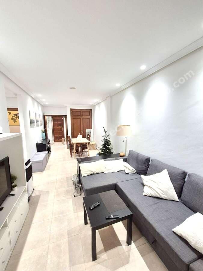 2 soveværelse Lejlighed til salg i Puerto del Carmen med swimmingpool garage - € 350.000 (Ref: 9421810)