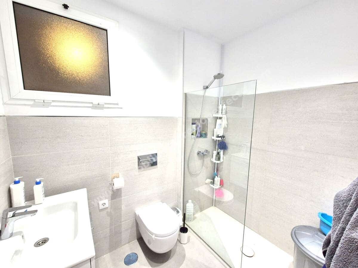 2 soveværelse Lejlighed til salg i Puerto del Carmen med swimmingpool garage - € 350.000 (Ref: 9421810)