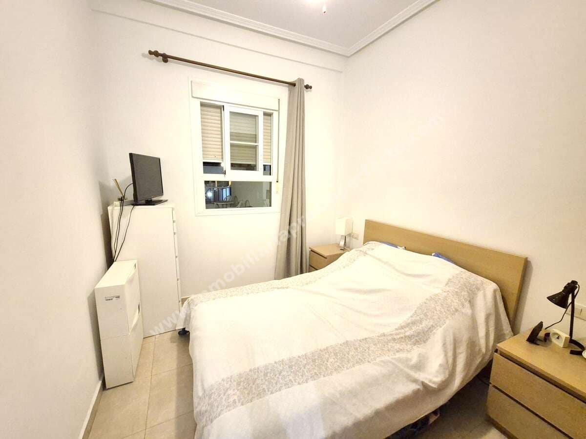 2 soveværelse Lejlighed til salg i Puerto del Carmen med swimmingpool garage - € 350.000 (Ref: 9421810)