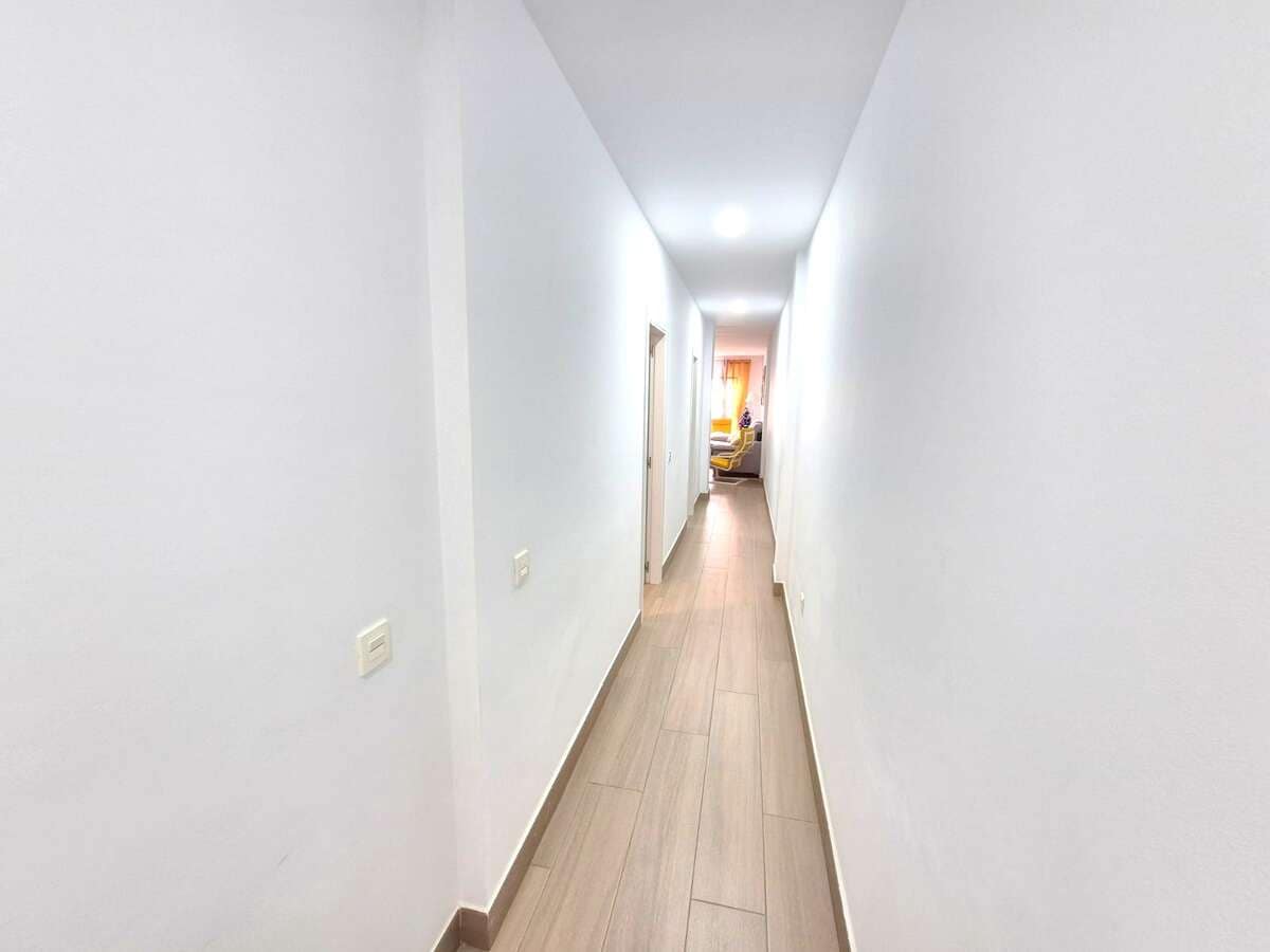 3 soveværelse Lejlighed til salg i Arrecife med garage - € 275.000 (Ref: 9432864)