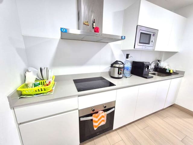 3 soveværelse Lejlighed til salg i Arrecife med garage - € 275.000 (Ref: 9432864)