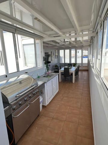 3 makuuhuone Paritalo myytävänä paikassa Arrecife mukana 
autotalli - 275 000 € (Ref: 9432865)