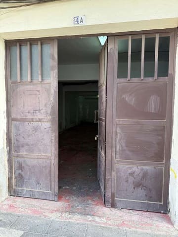 Erhverv til salg i Arrecife - € 96.500 (Ref: 9450079)