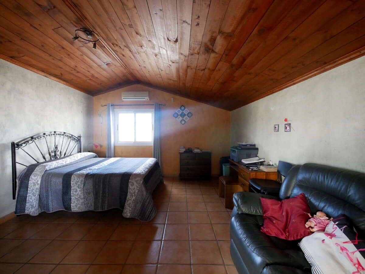 4 quarto Moradia para venda em Tahiche com piscina garagem - 1 200 000 € (Ref: 9460937)