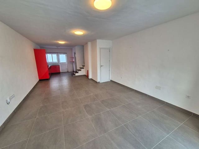 3 camera da letto Finca/Casa di Campagna in vendita in Puerto del Carmen, Tías con garage - 410.000 € (Rif: 9465179)