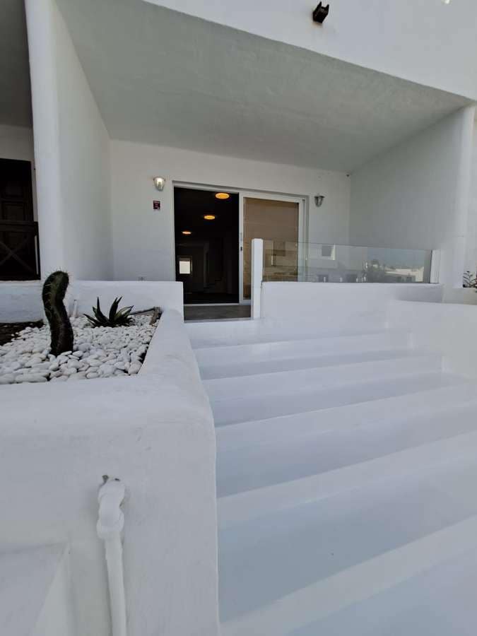 3 bedroom Semi-detached Villa for sale in Puerto del Carmen with garage - € 410,000 (Ref: 9465180)