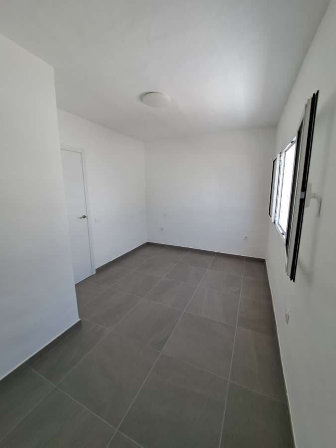 3 bedroom Semi-detached Villa for sale in Puerto del Carmen with garage - € 410,000 (Ref: 9465180)