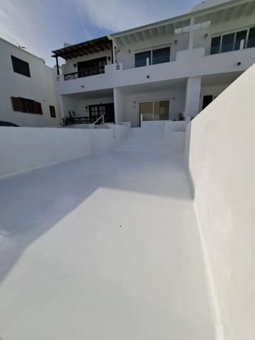 3 sypialnia Dom blizniak na sprzedaż w Puerto del Carmen, Tías z garażem - 410 000 € (Ref: 9465180)