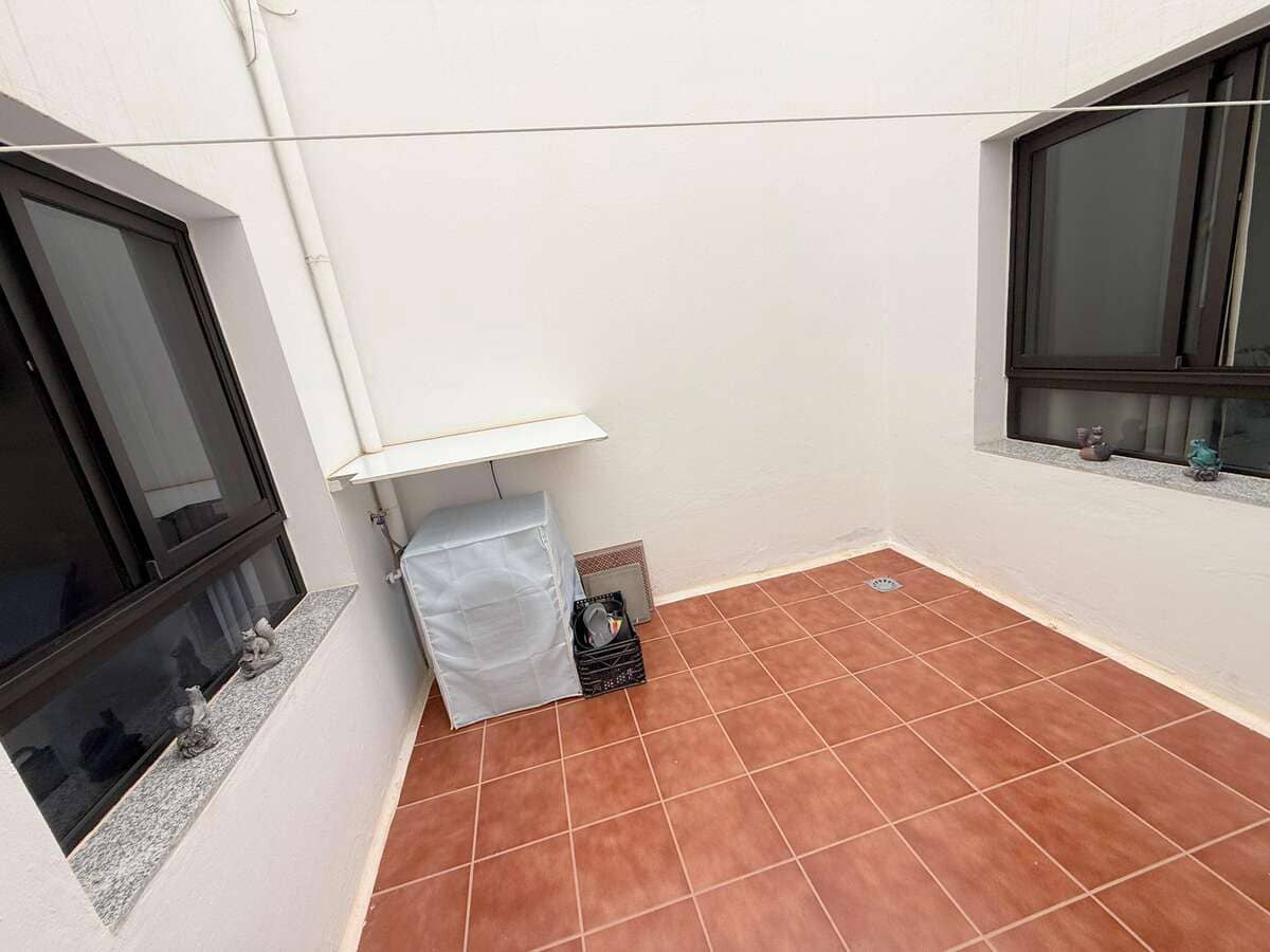 2 sovrum Lägenhet till salu i Arrecife - 169 000 € (Ref: 9480830)