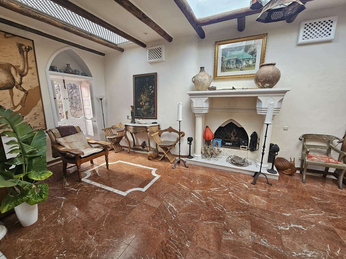7 sypialnia Willa na sprzedaż w La Asomada z basenem garażem - 2 300 000 € (Ref: 9485056)