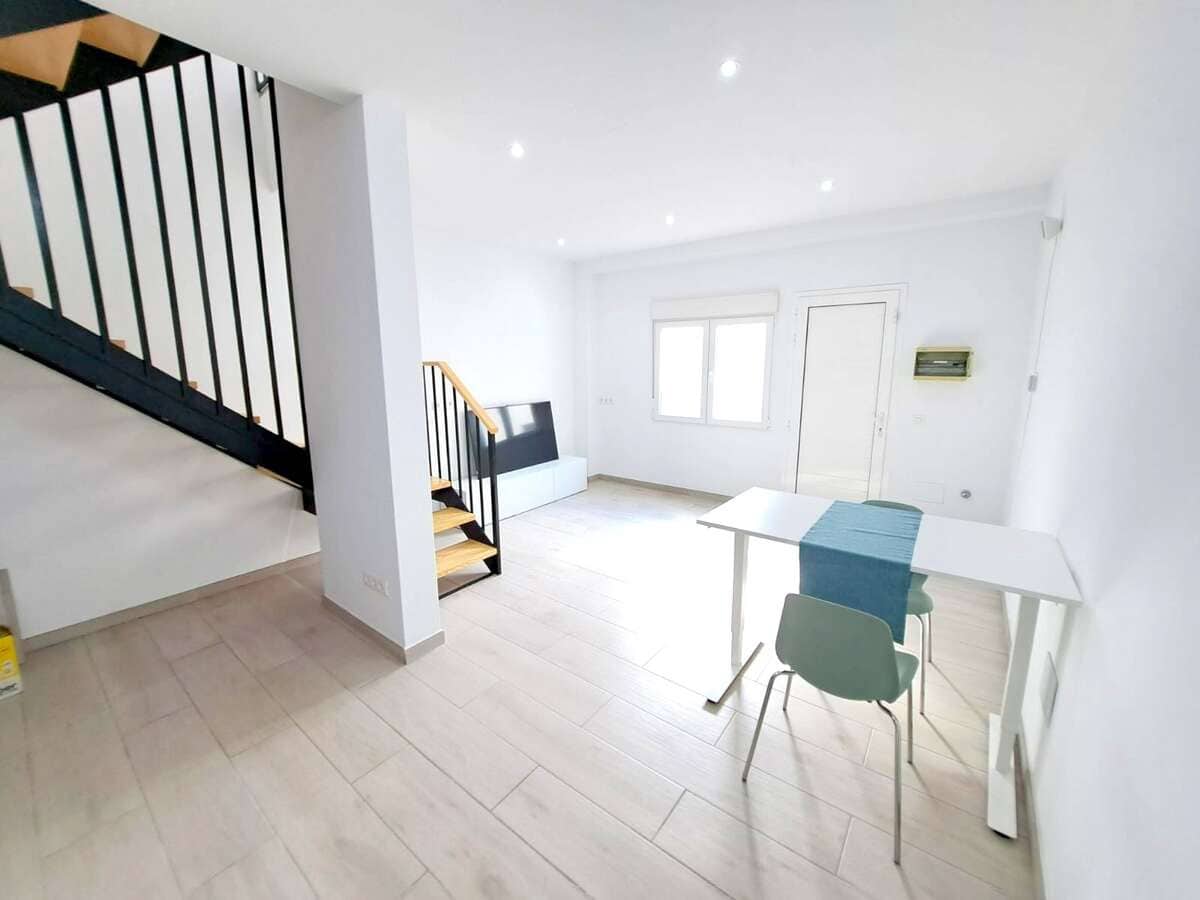 1 bedroom Flat for sale in Arrecife - € 175,000 (Ref: 9508112)