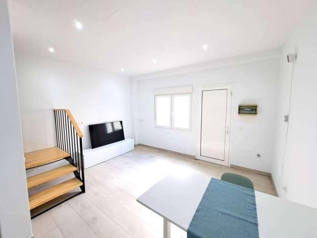 1 bedroom Flat for sale in Arrecife - € 175,000 (Ref: 9508112)