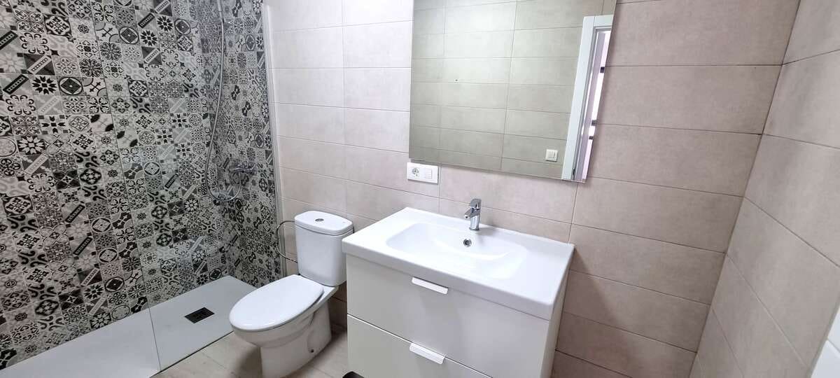 1 bedroom Flat for sale in Arrecife - € 175,000 (Ref: 9508112)