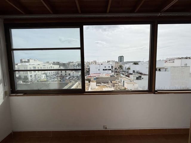 2 makuuhuone Asunto myytävänä paikassa Arrecife - 180 000 € (Ref: 9529242)