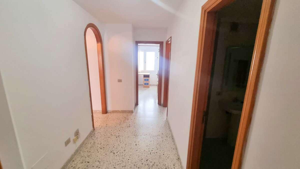 3 bedroom Flat for sale in Arrecife with garage - € 279,000 (Ref: 9536577)