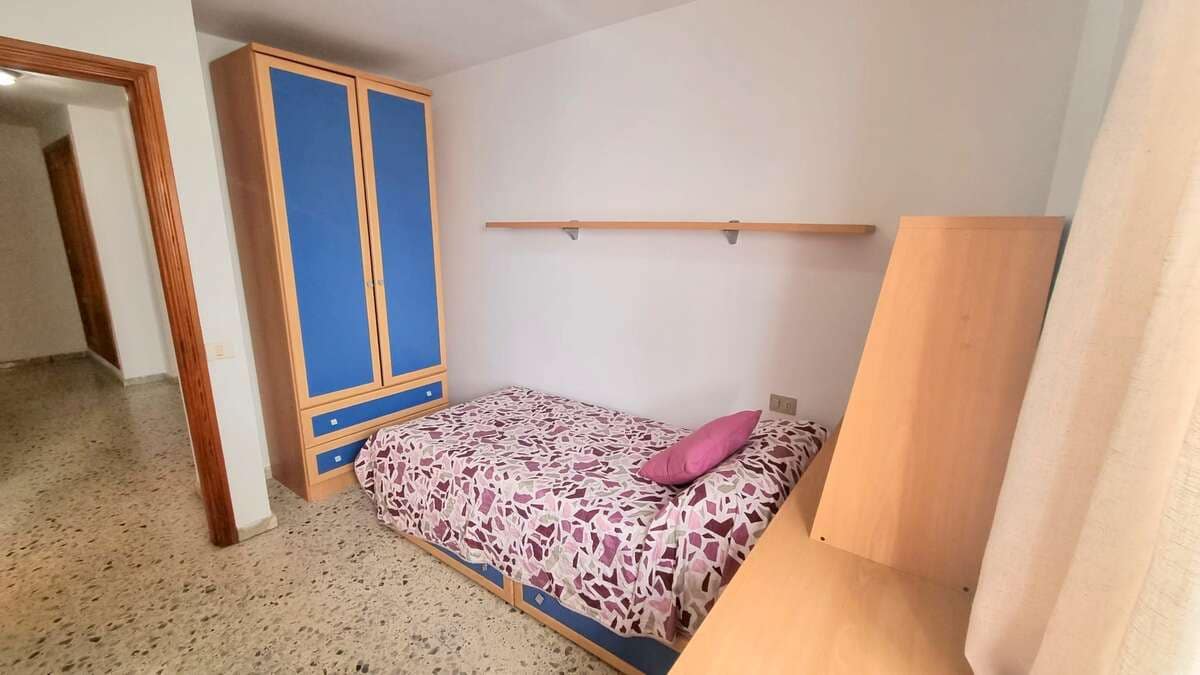 3 bedroom Flat for sale in Arrecife with garage - € 279,000 (Ref: 9536577)