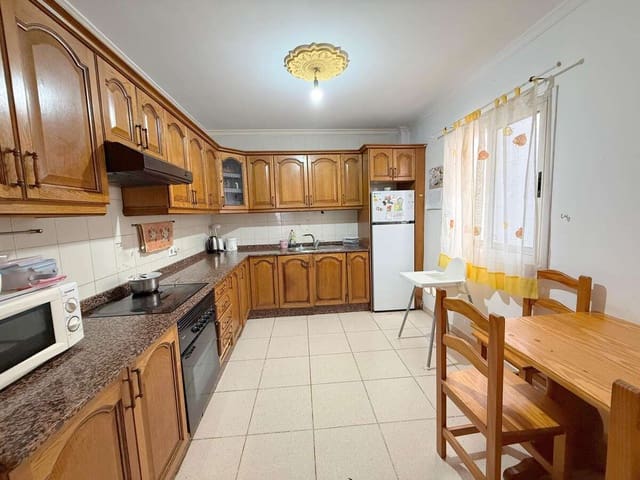 3 chambre Appartement à vendre à Arrecife - 180 000 € (Ref: 9542881)