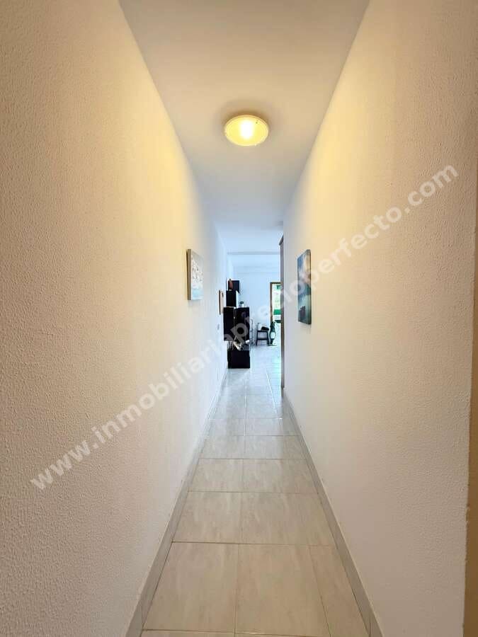 Apartamento de 2 habitaciones en Puerto del Carmen en venta con garaje - 285.000 € (Ref: 9567922)